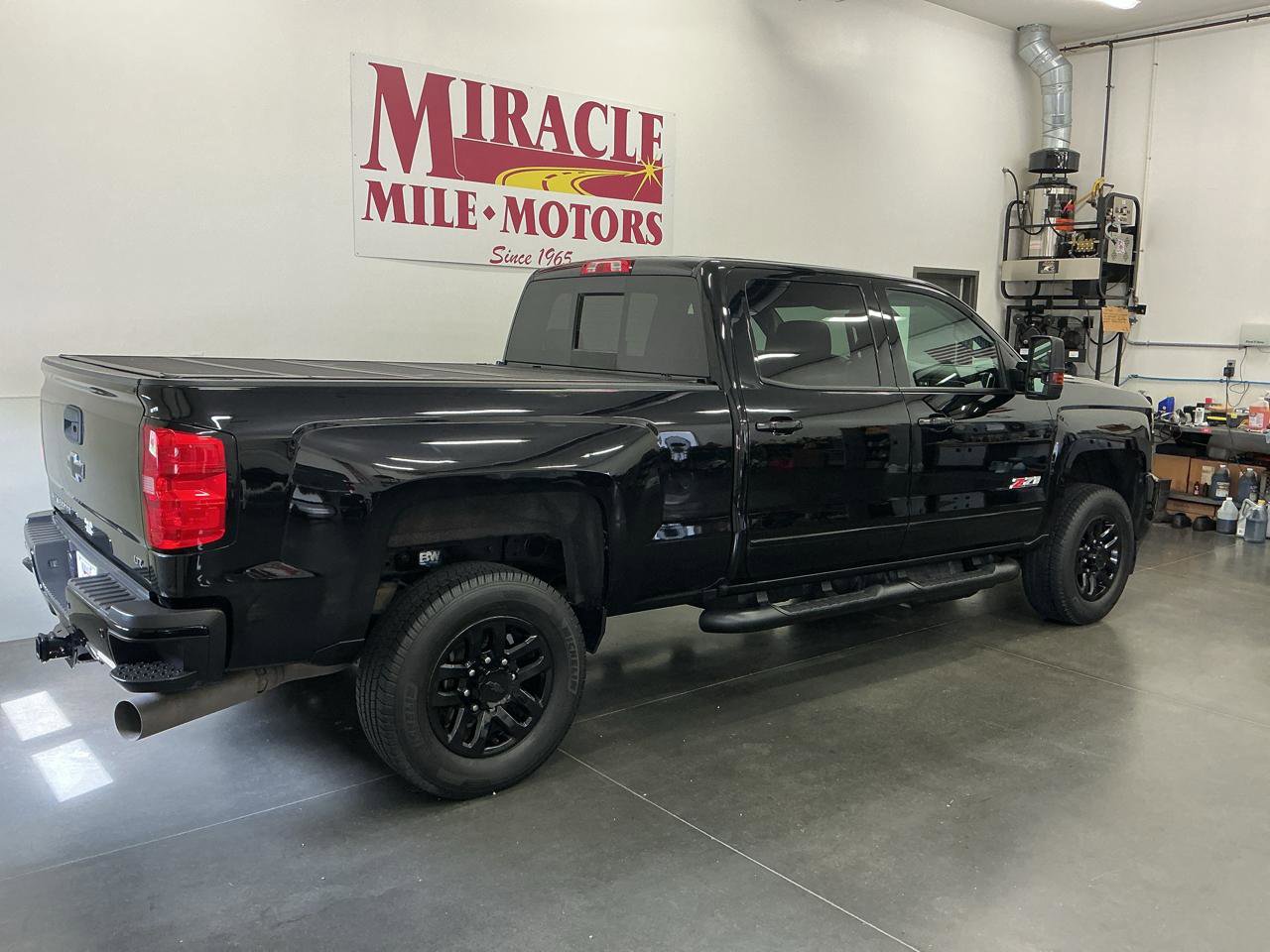 Used 2019 Chevrolet Silverado 2500 LTZ w/ Duramax Plus Package AWD/4WD image 7