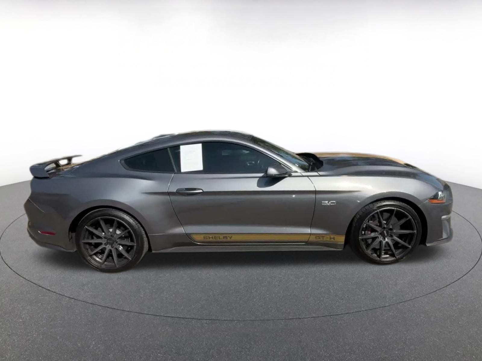 Used 2022 Ford Mustang GT Premium w/ GT Performance Package RWD image 15