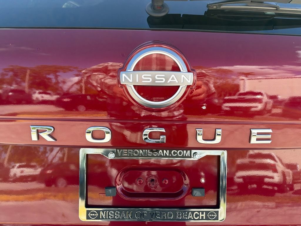 Certified 2023 Nissan Rogue SL w/ SL Premium Package FWD image 10