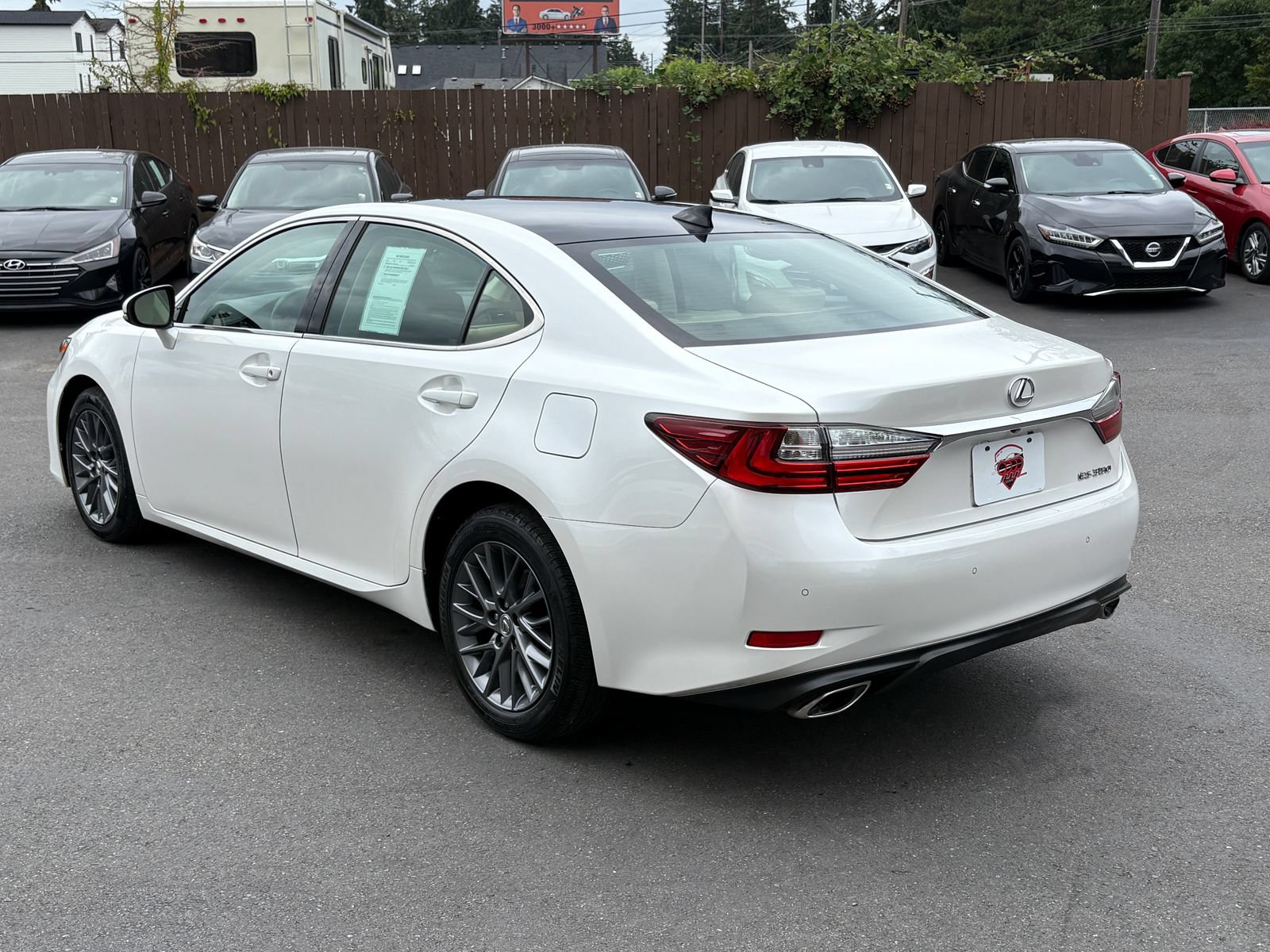 Used 2018 Lexus ES 350 w/ Navigation System Package FWD image 5