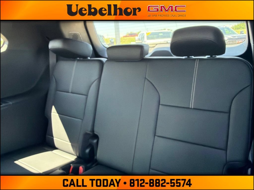 New 2026 GMC Acadia Elevation w/ Elevation Premium Package AWD/4WD image 21
