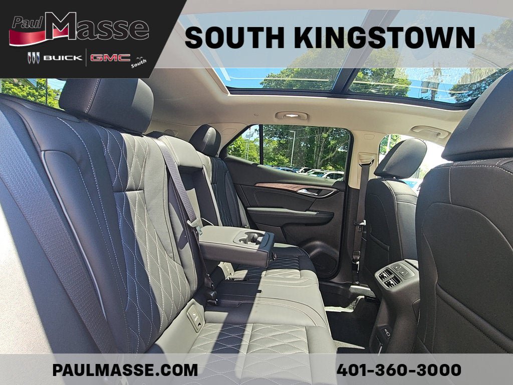 Used 2023 Buick Envision Avenir AWD/4WD image 18