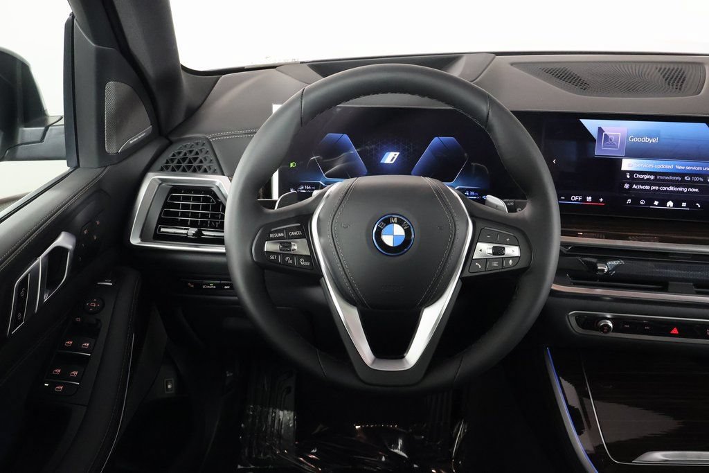 New 2026 BMW X5 xDrive50e w/ Executive Package AWD/4WD image 3