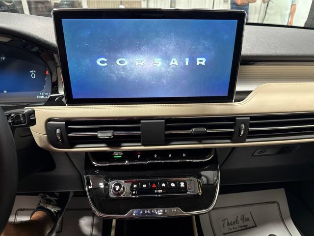 Used 2025 Lincoln Corsair AWD image 8