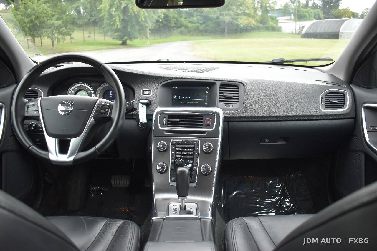 Used 2012 Volvo S60 T5 FWD image 17