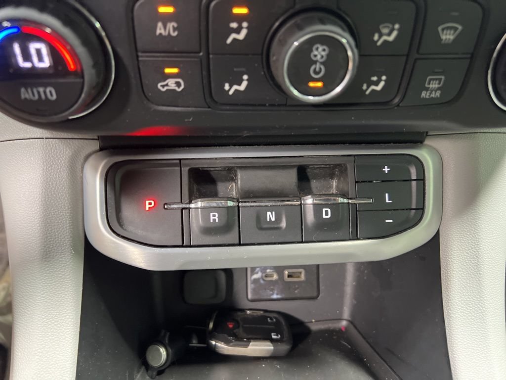 Used 2020 GMC Acadia SLE FWD image 27