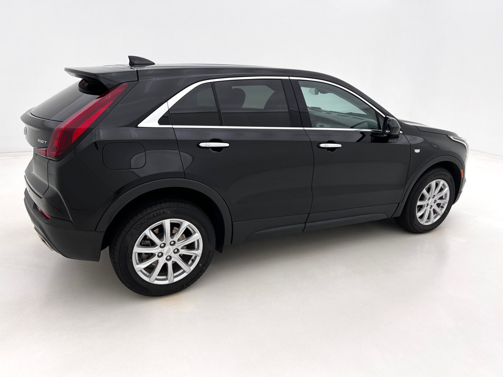 Used 2021 Cadillac XT4 Luxury w/ Cold Weather Package AWD/4WD image 6