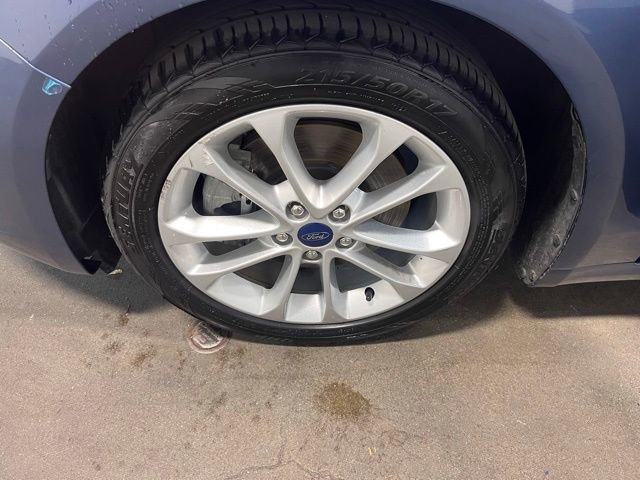 Used 2019 Ford Fusion Energi Titanium FWD image 29