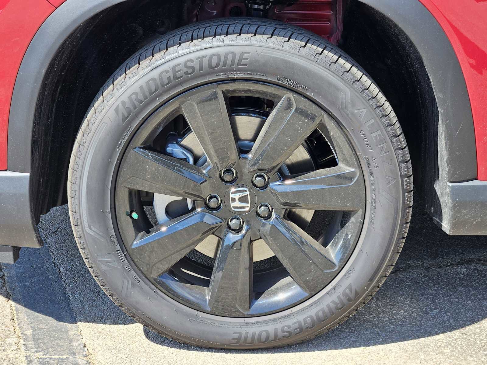 New 2025 Honda Pilot Black Edition image 9