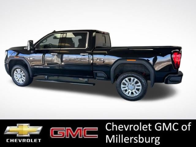 Used 2022 GMC Sierra 3500 Denali AWD/4WD image 6