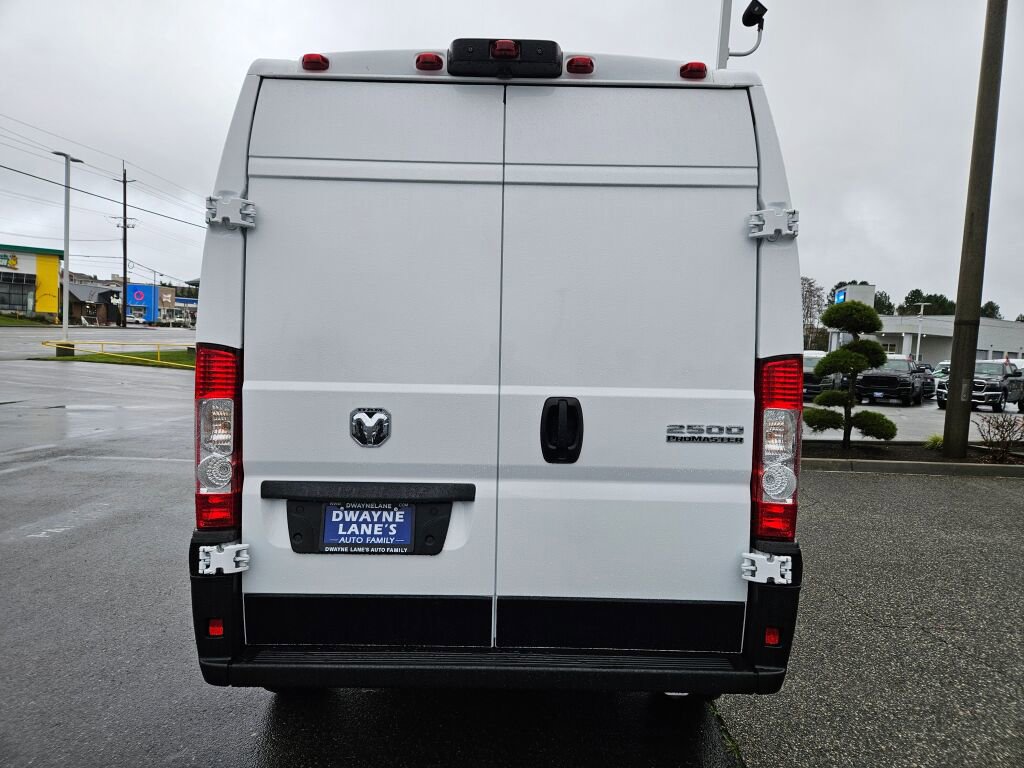 Used 2025 RAM ProMaster 2500 w/ Convenience Group image 4