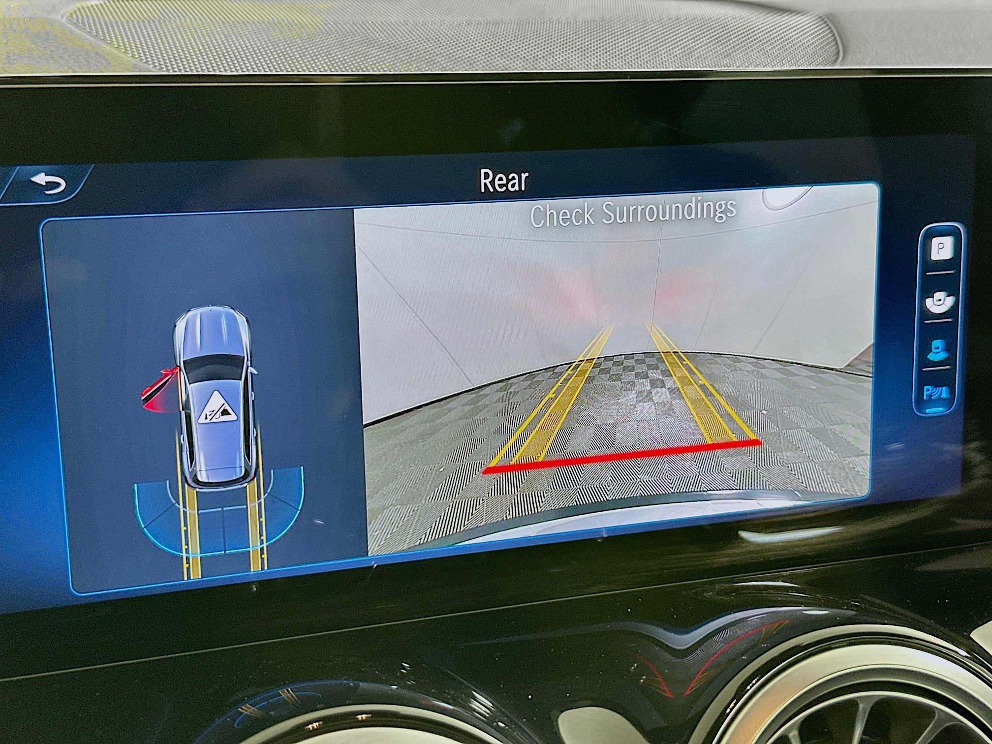 Used 2025 Mercedes-Benz GLB 250 4MATIC image 22