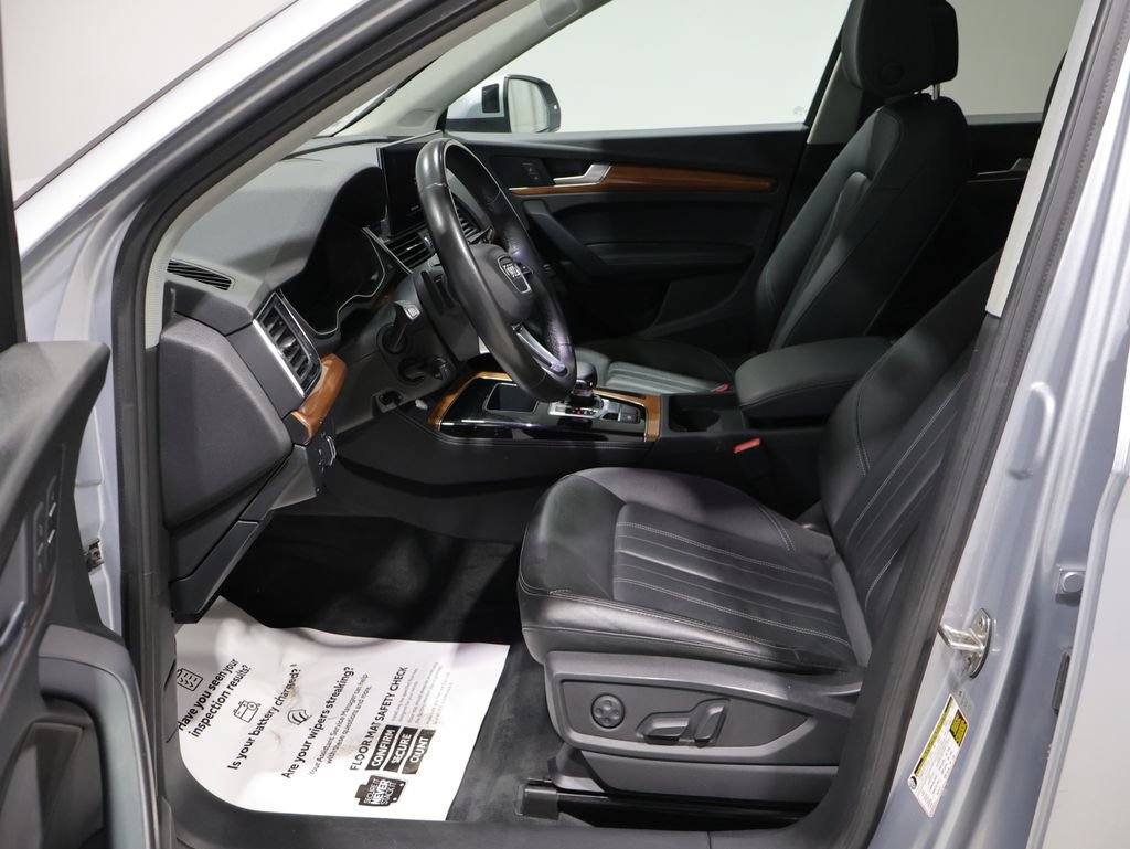 Used 2023 Audi Q5 2.0T Premium Plus AWD/4WD image 9