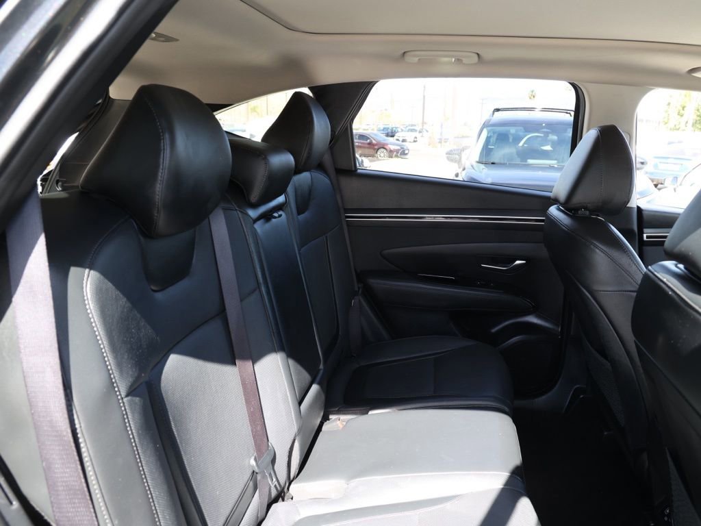Used 2024 Hyundai Tucson Limited image 18