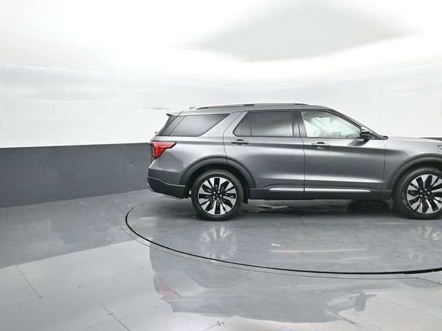 New 2026 Ford Explorer Platinum image 8
