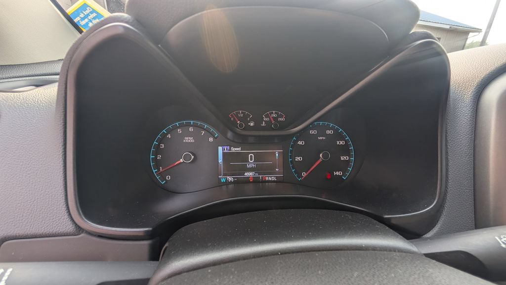 Used 2017 Chevrolet Colorado Z71 AWD/4WD image 8