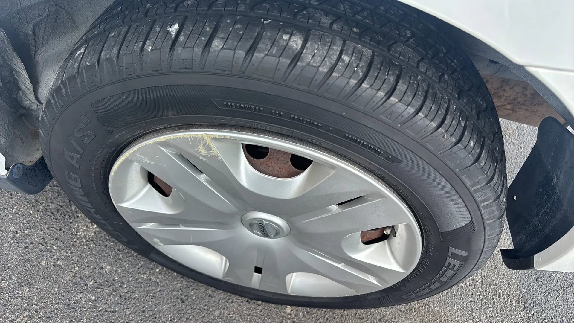 Used 2010 Nissan Versa 1.8 S image 20