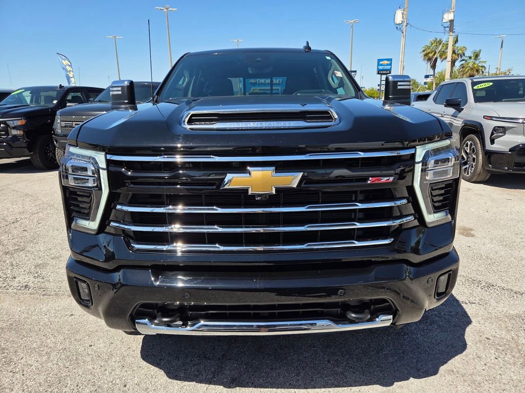Used 2025 Chevrolet Silverado 2500 LTZ w/ Z71 Chrome Sport Edition image 21