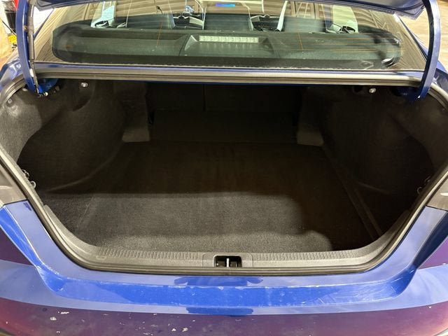 Certified 2025 Toyota Camry SE FWD image 4