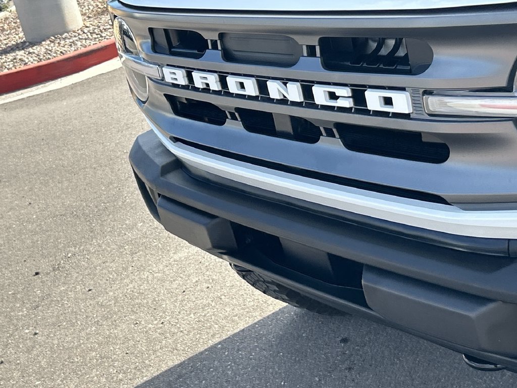 Used 2024 Ford Bronco Big Bend w/ Sasquatch Package AWD/4WD image 31