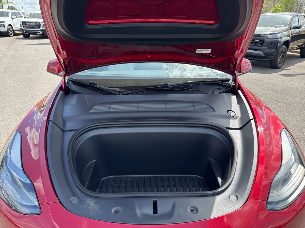 Used 2024 Tesla Model Y Long Range image 36