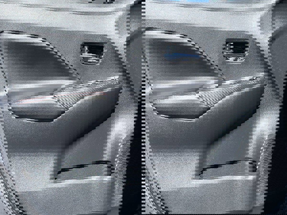 Used 2024 Nissan Versa SR image 14