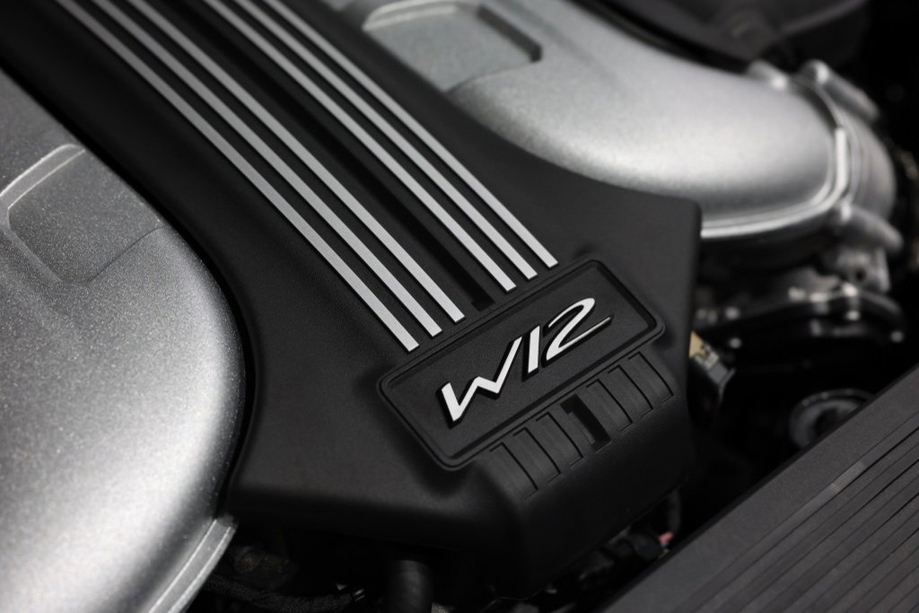 Used 2020 Bentley Flying Spur W12 image 19