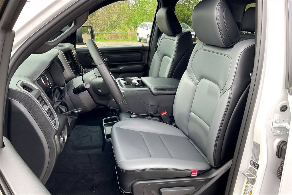 New 2026 RAM 1500 Tradesman AWD/4WD image 9