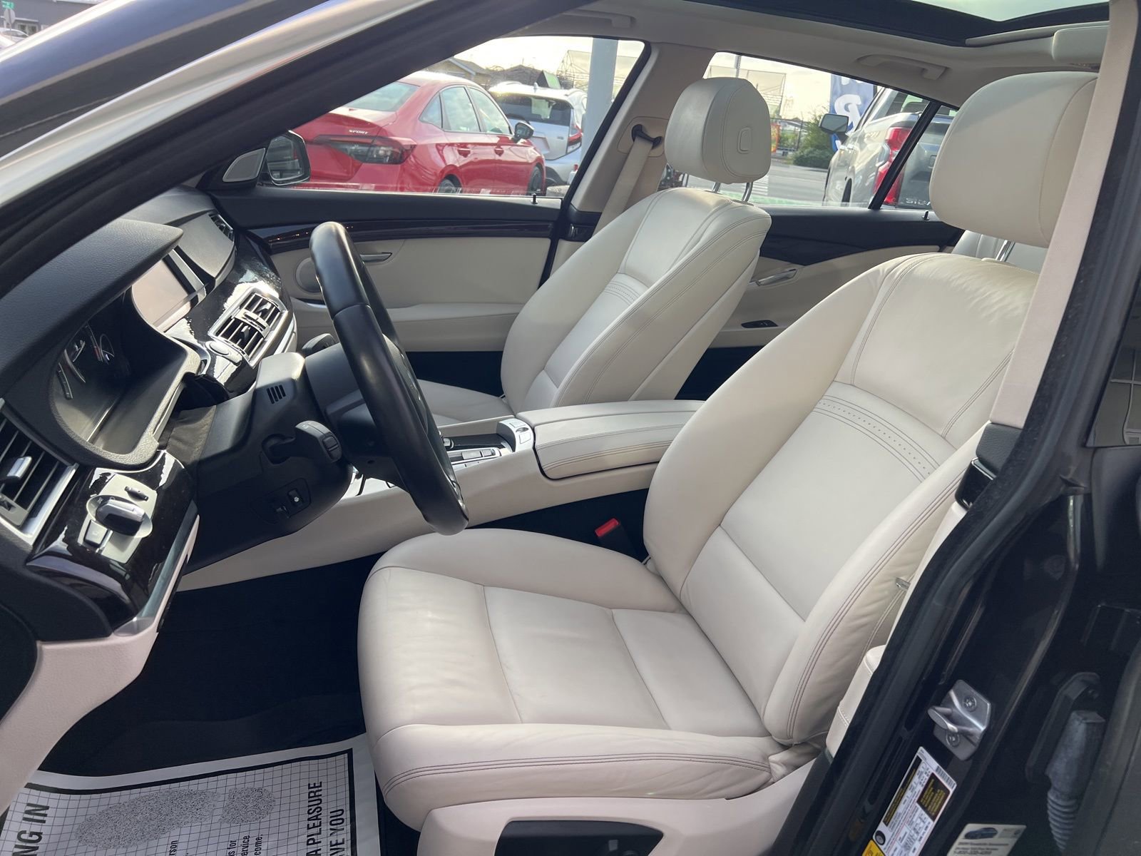 Used 2015 BMW 535i Gran Turismo image 6