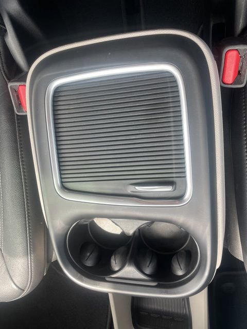 Used 2022 Chrysler Pacifica Touring-L FWD image 40