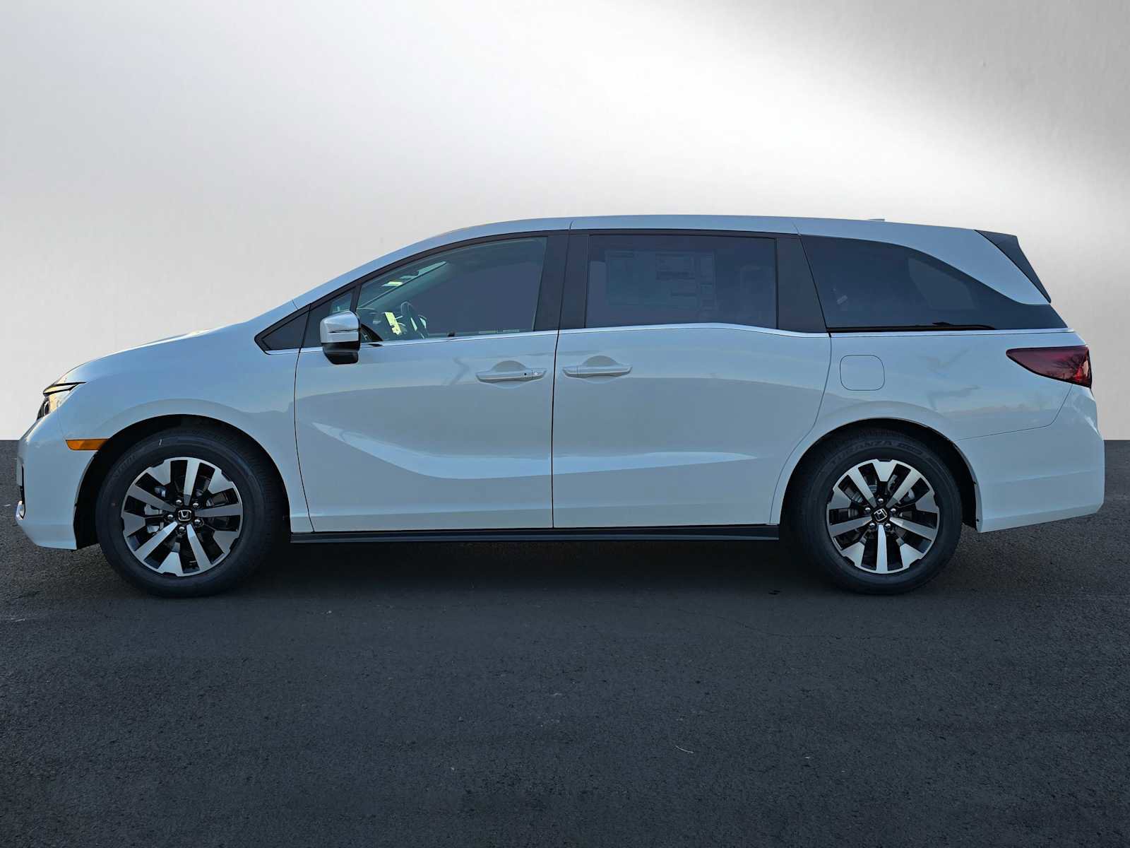 New 2026 Honda Odyssey EX-L image 6