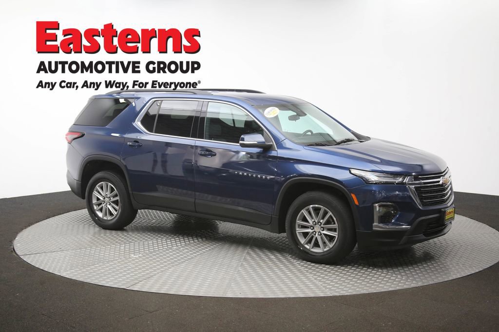 Used 2023 Chevrolet Traverse LT AWD/4WD image 48