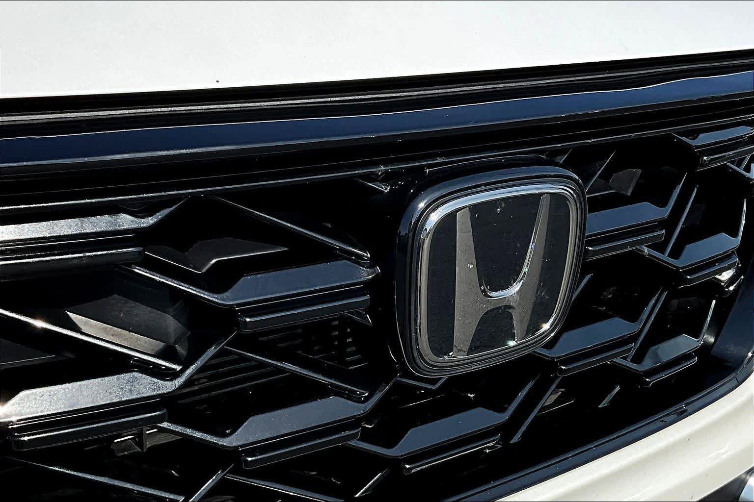 Used 2024 Honda CR-V Sport Touring image 30