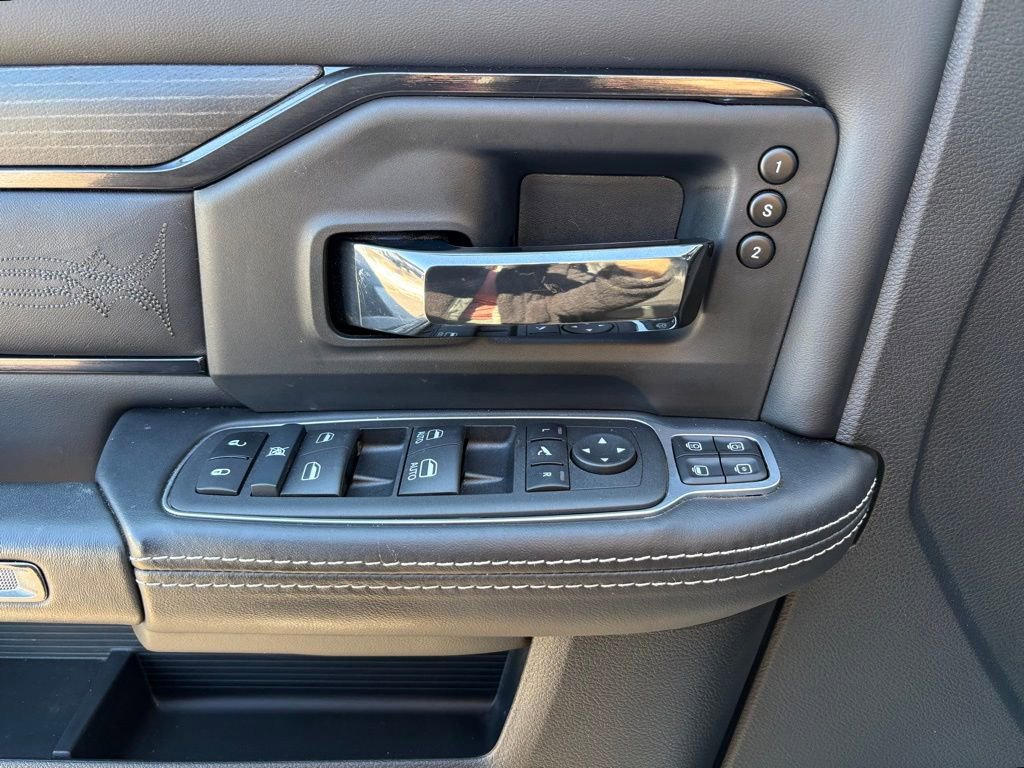 Used 2024 RAM 3500 Limited image 23