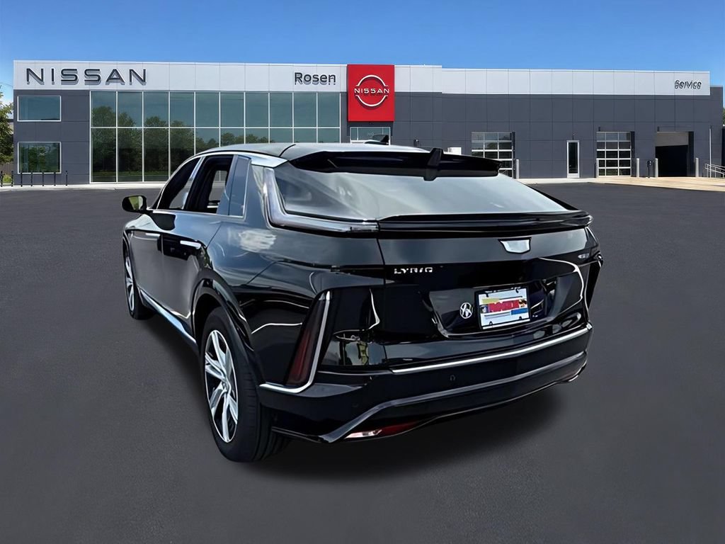 Used 2024 Cadillac Lyriq Tech w/ LPO, Floor Liner Package RWD image 4