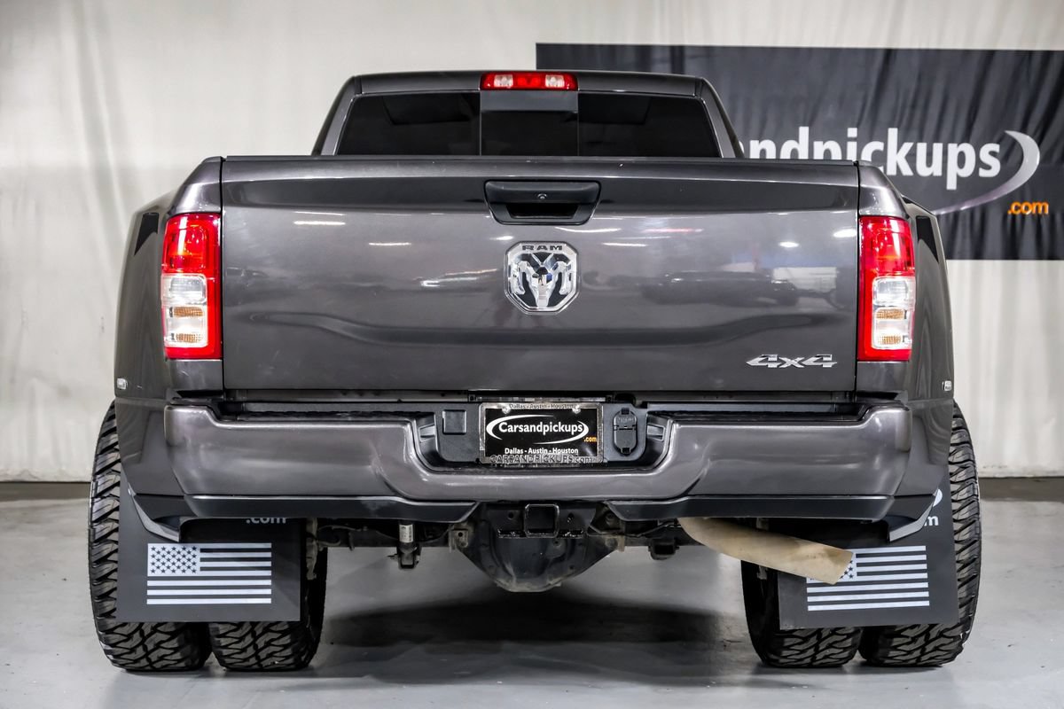 Used 2024 RAM 3500 Tradesman w/ Chrome Appearance Group AWD/4WD image 10