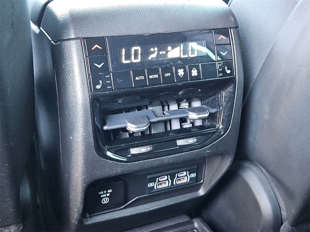 Used 2021 Jeep Grand Cherokee L Overland w/ Advanced Protech Group III image 24