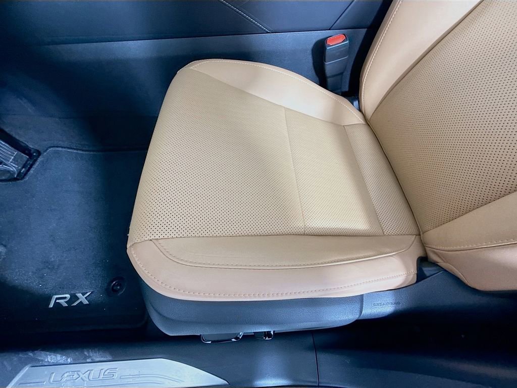 Used 2025 Lexus RX 350 Premium w/ Accessory Package (Z1) image 19
