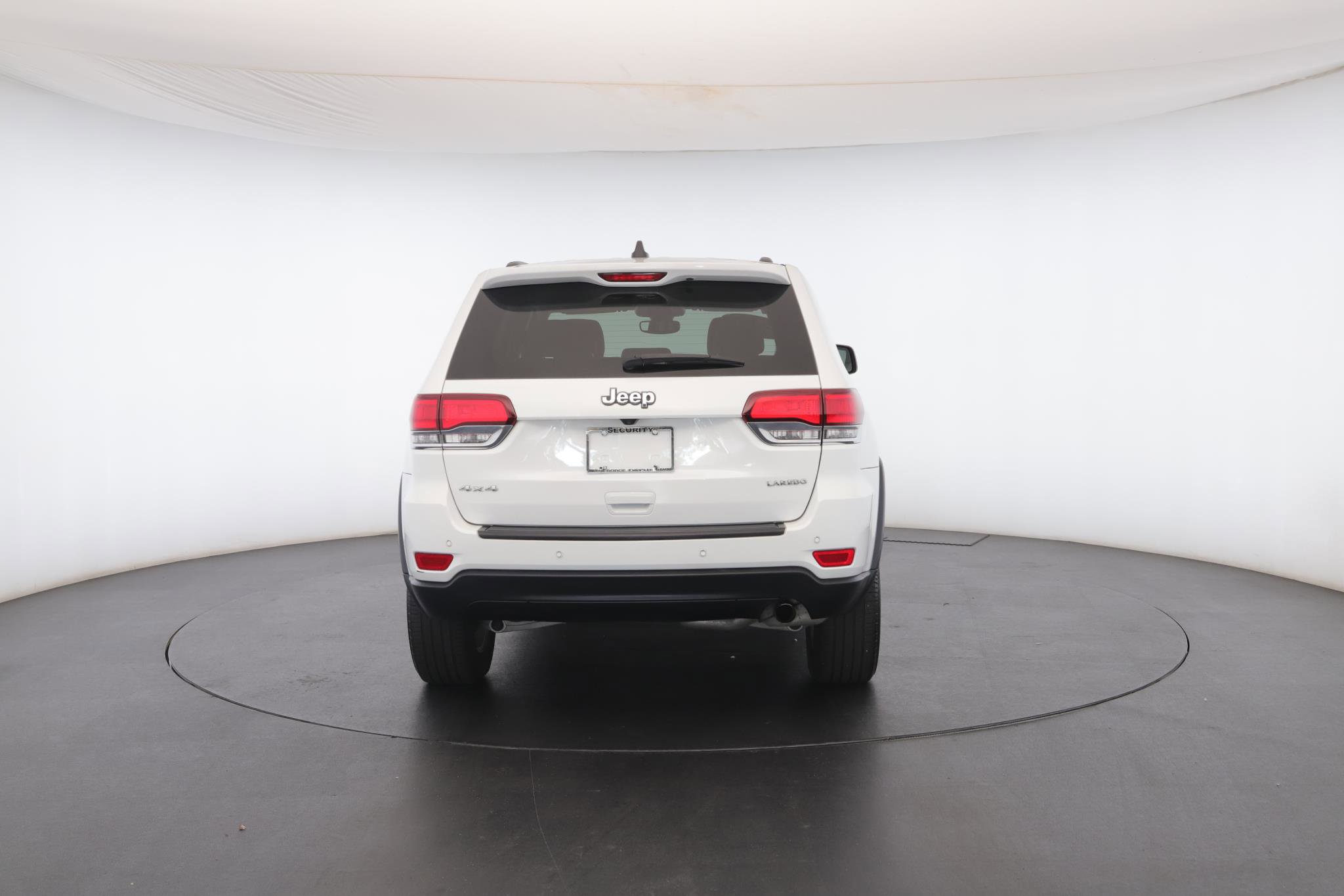 Used 2022 Jeep Grand Cherokee Laredo E image 24