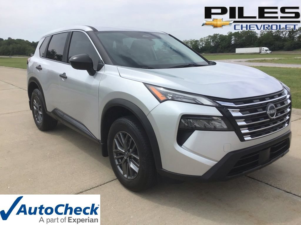 Used 2025 Nissan Rogue S