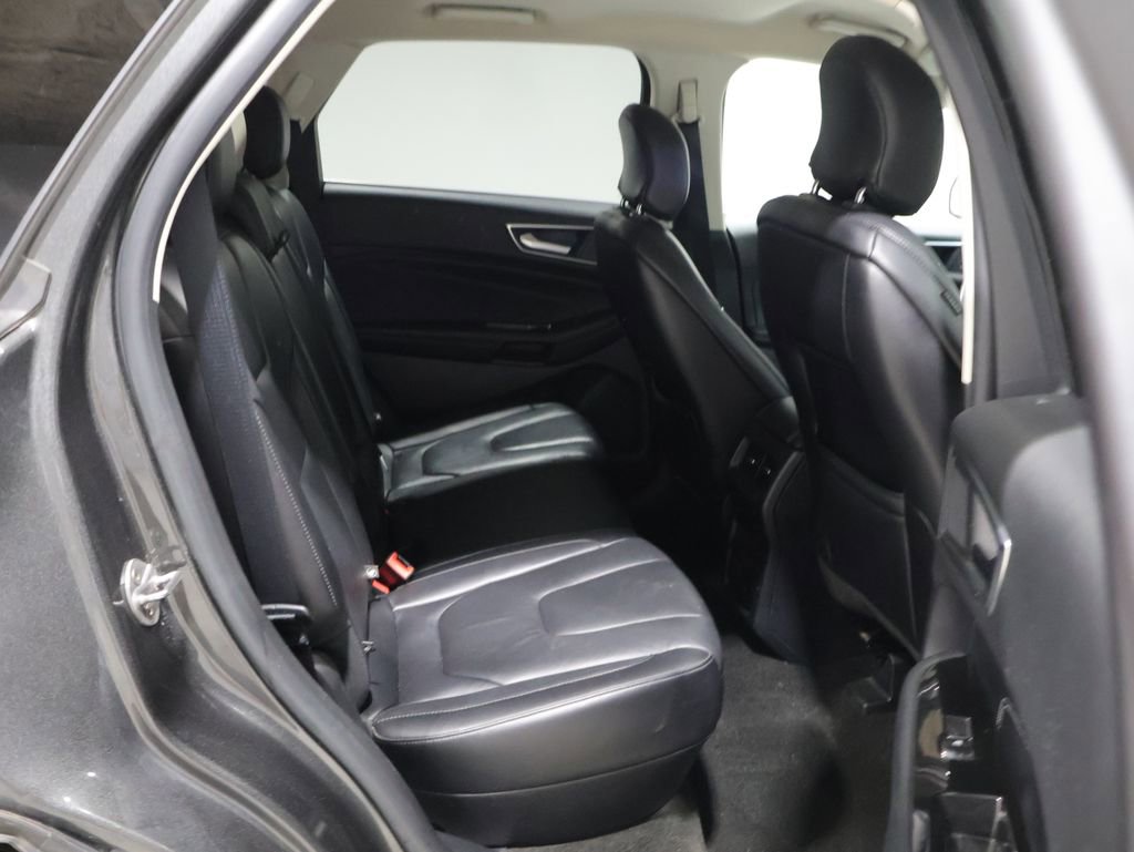 Used 2019 Ford Edge Titanium w/ Cold Weather Package AWD/4WD image 20