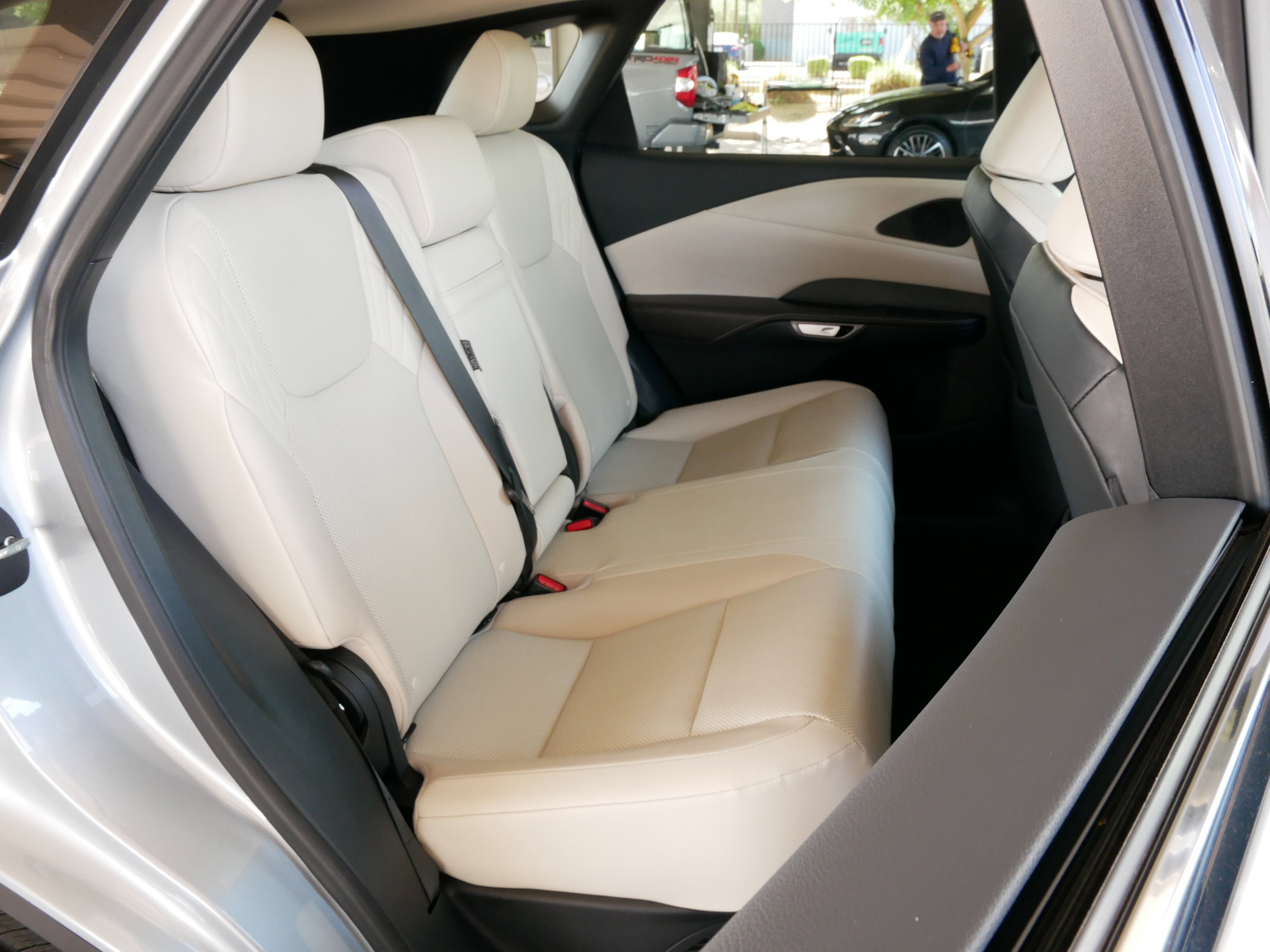 Used 2024 Lexus RX 350h w/ Convenience Package image 14