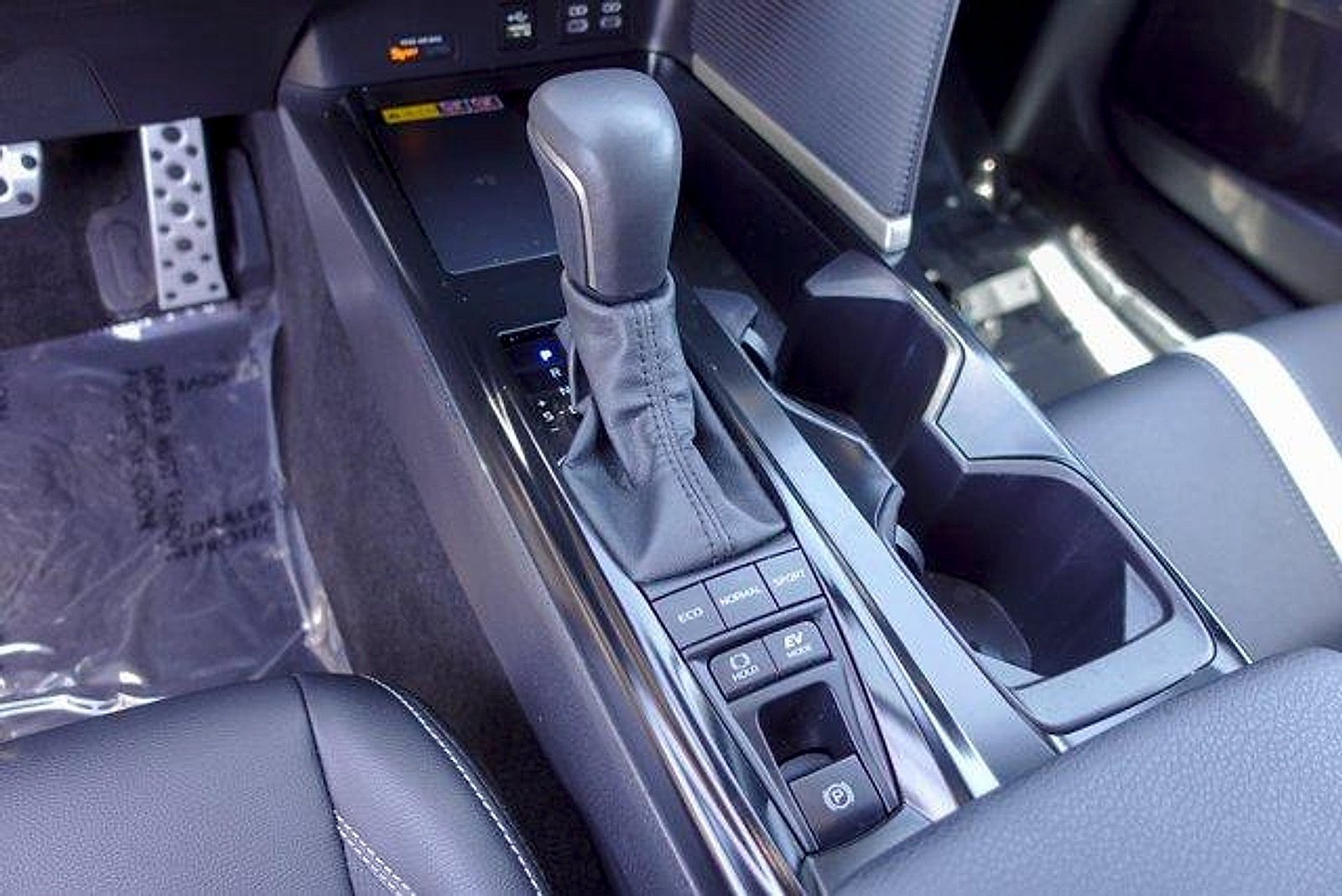 Certified 2025 Toyota Camry SE w/ Convenience Package FWD image 19