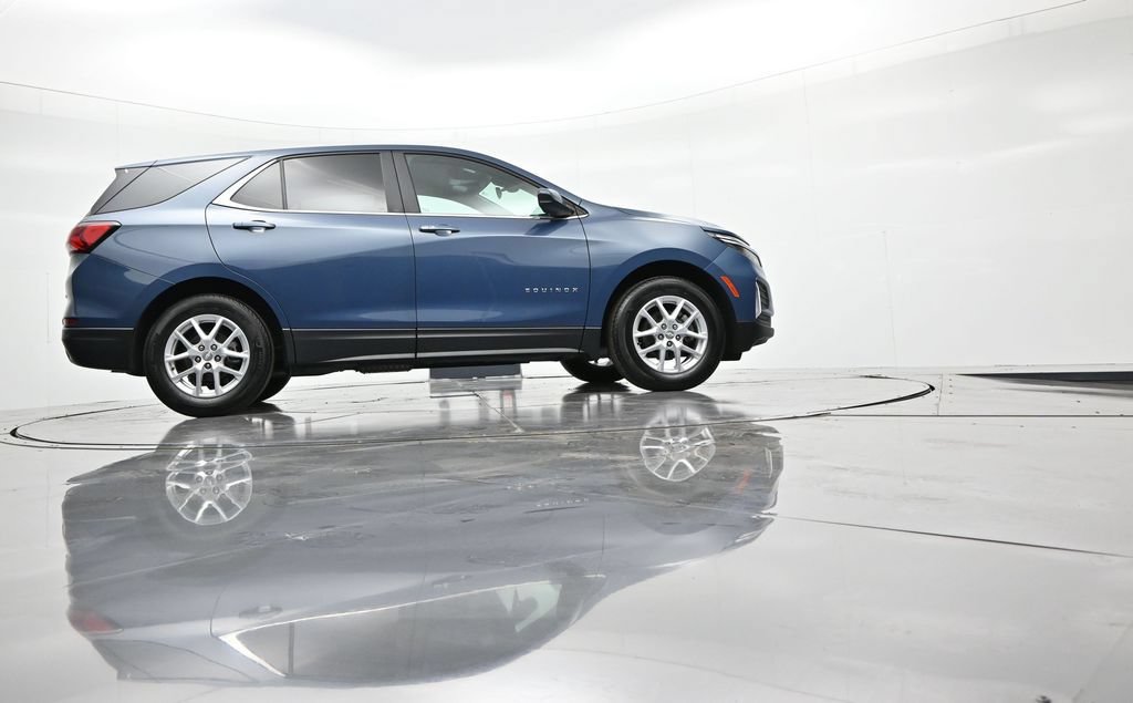 Used 2024 Chevrolet Equinox LT FWD image 28