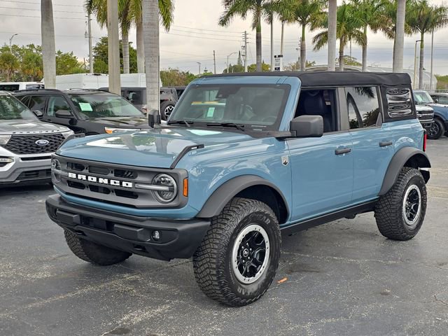 Used 2023 Ford Bronco Big Bend w/ Sasquatch Package image 28