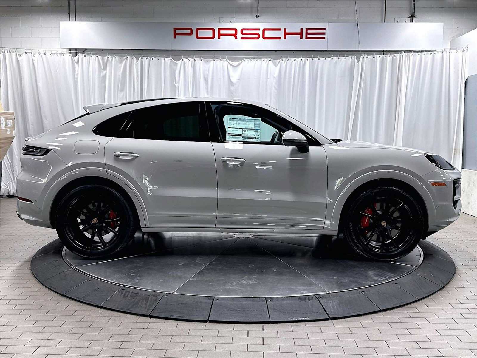New 2026 Porsche Cayenne S AWD/4WD image 3