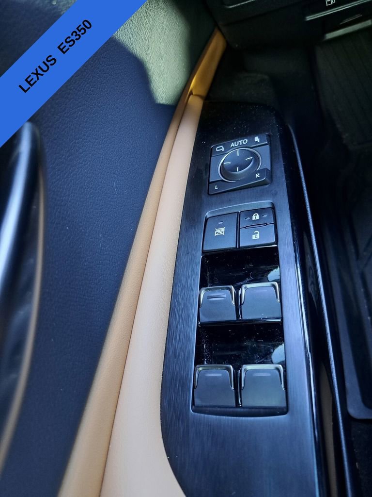 Used 2025 Lexus ES 350 w/ Premium Package image 14