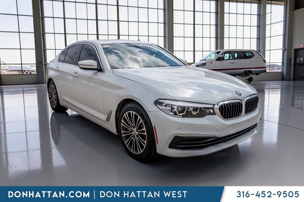 Used 2020 BMW 530i w/ Convenience Package RWD image 37