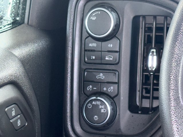 Certified 2026 Chevrolet Silverado 1500 Custom AWD/4WD image 24