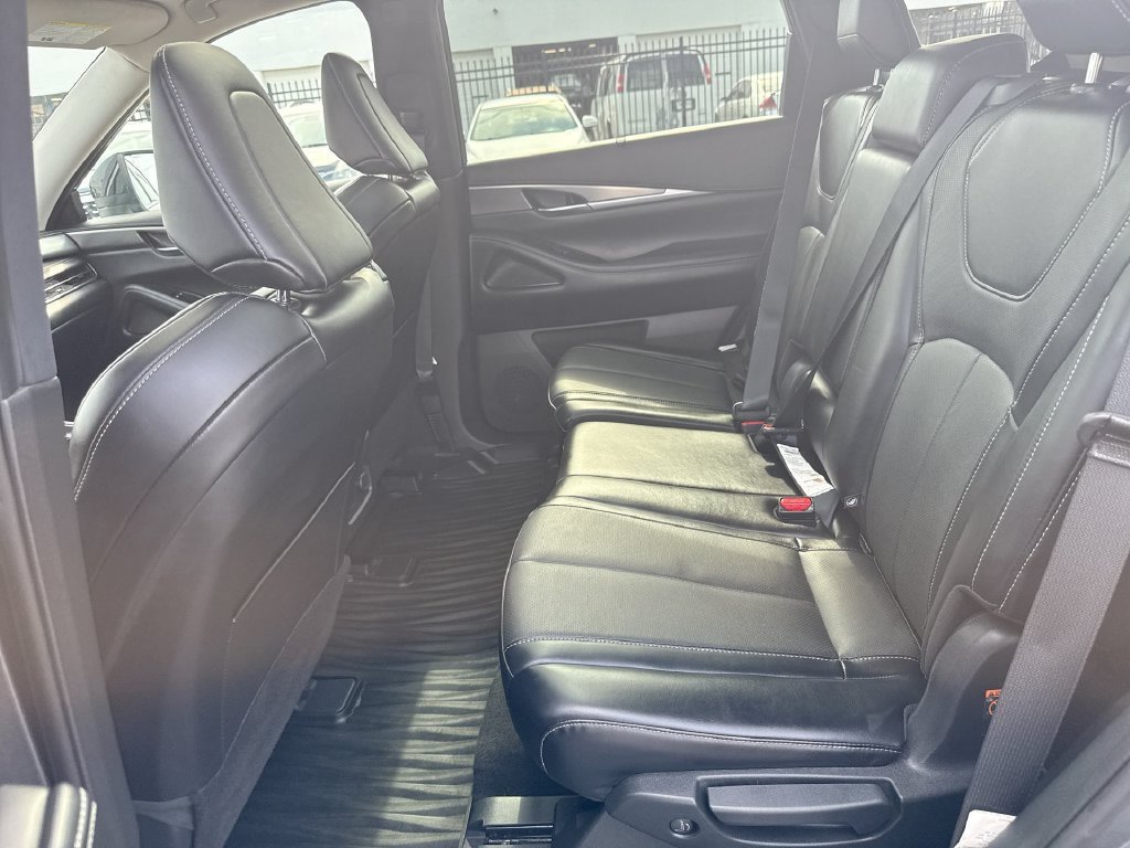 Used 2023 INFINITI QX60 Luxe w/ Cargo Package AWD/4WD image 24